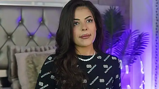 KeylaConner online show from 10/17/25, 01:31