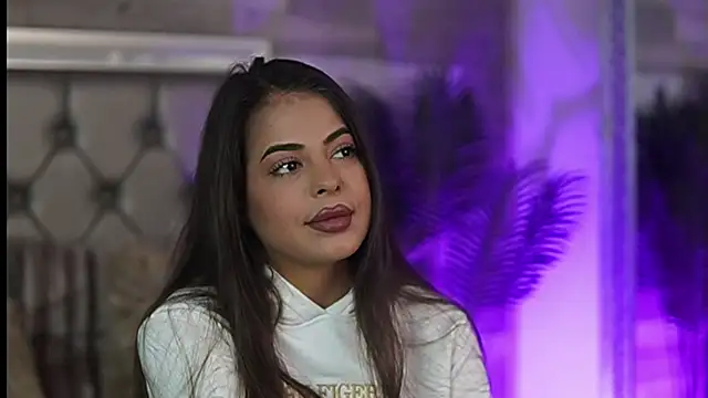 KeylaConner online show from 10/14/25, 03:51