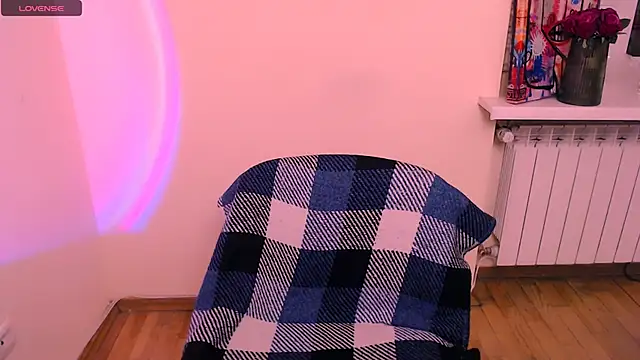 Snapshot of Felliciya chatting on 02/25/26, 07:52 Felliciya online show from 02/25/26, 07:52