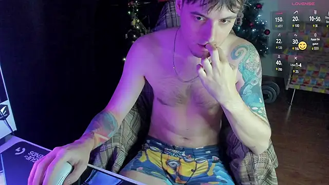 Snapshot of Joel-Pataki chatting on 12/22/25, 03:28 Joel-Pataki online show from 12/22/25, 03:28