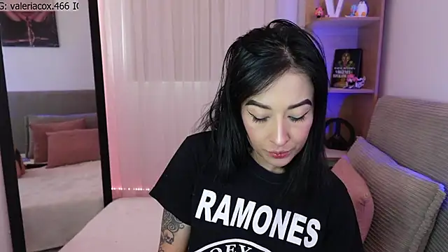 ValeriaCox online show from 01/15/26, 11:46