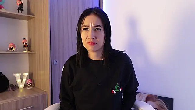 ValeriaCox online show from 03/13/25, 06:01