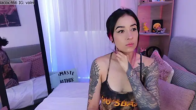 ValeriaCox online show from 02/21/26, 12:40