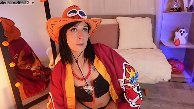 ValeriaCox online show from 10/31/25, 04:25