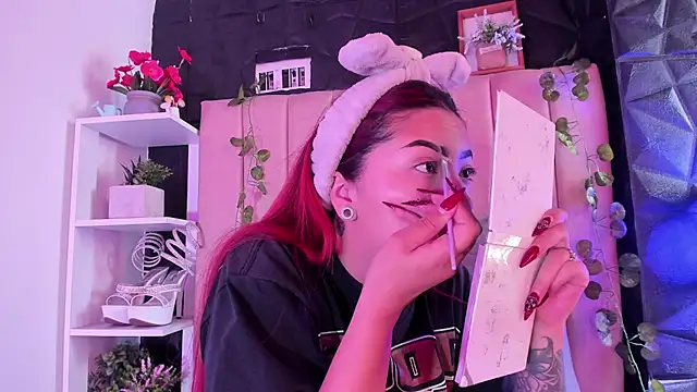 Mia Rinn online show from 02/05/26, 01:18