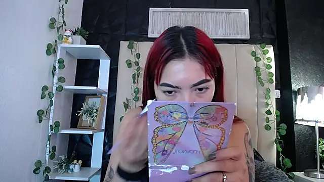 Mia Rinn online show from 03/10/25, 01:21