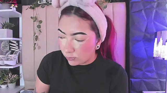 Mia Rinn online show from 01/17/26, 02:31