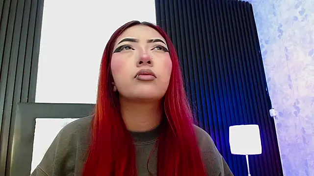 Mia Rinn online show from 10/07/25, 02:40