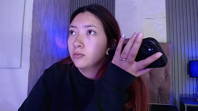 Mia Rinn online show from 11/05/25, 01:47