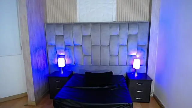 Mia Rinn online show from 10/20/25, 02:17