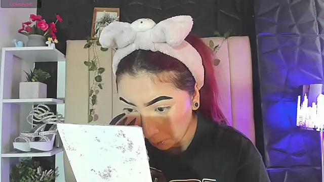 Mia Rinn online show from 01/14/26, 02:09