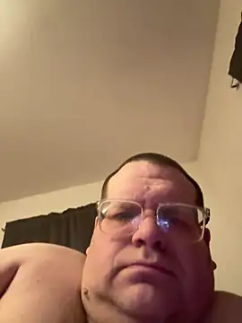 Snapshot of treatbobnicer chatting on 02/22/25, 10:51 treatbobnicer online show from 02/22/25, 10:51