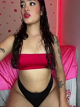 Snapshot of charlotte_9999 chatting on 02/25/26, 07:47 charlotte 9999 online show from 02/25/26, 07:47