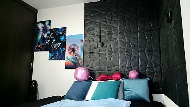 Snapshot of graceymilf666 chatting on 02/15/26, 12:04 graceymilf666 online show from 02/15/26, 12:04