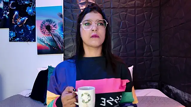 Snapshot of graceymilf666 chatting on 11/18/25, 11:46 graceymilf666 online show from 11/18/25, 11:46