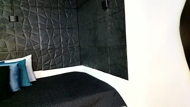 Snapshot of graceymilf666 chatting on 02/10/26, 12:04 graceymilf666 online show from 02/10/26, 12:04