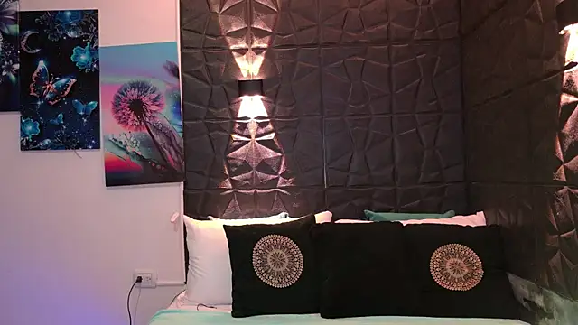 Snapshot of graceymilf666 chatting on 10/24/25, 11:31 graceymilf666 online show from 10/24/25, 11:31