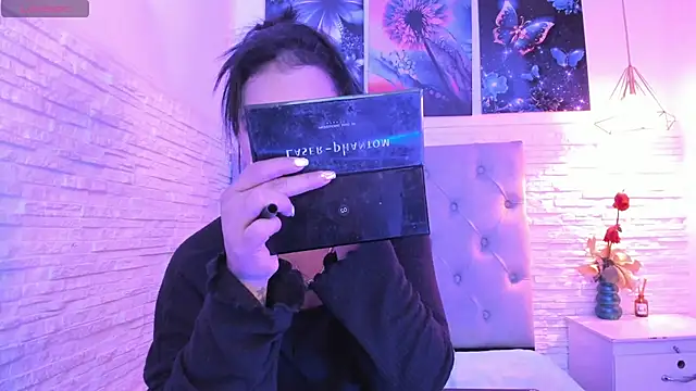 Snapshot of graceymilf666 chatting on 03/12/25, 11:32 graceymilf666 online show from 03/12/25, 11:32