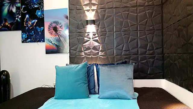 Snapshot of graceymilf666 chatting on 02/13/26, 12:05 graceymilf666 online show from 02/13/26, 12:05