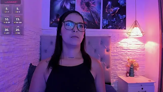 Snapshot of graceymilf666 chatting on 03/20/25, 11:27 graceymilf666 online show from 03/20/25, 11:27