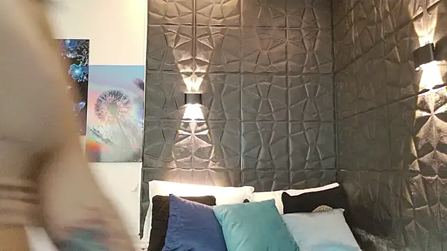 Snapshot of graceymilf666 chatting on 09/17/25, 11:23 graceymilf666 online show from 09/17/25, 11:23