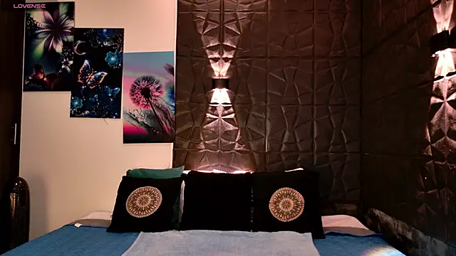 Snapshot of graceymilf666 chatting on 11/25/25, 11:32 graceymilf666 online show from 11/25/25, 11:32