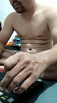 akkyplayboy08 online show from 01/31/25, 07:39