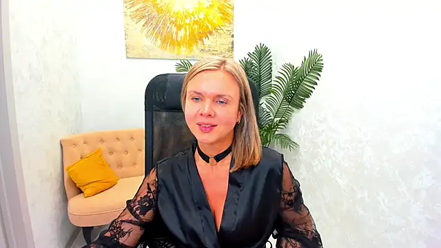 Snapshot of AgathaKlouin chatting on 03/21/25, 01:34 AgathaKlouin online show from 03/21/25, 01:34