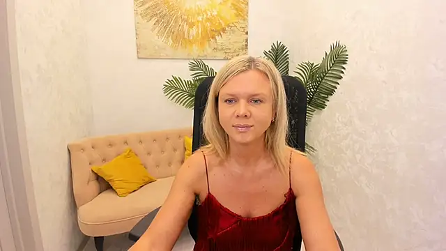 Snapshot of AgathaKlouin chatting on 02/16/25, 04:31 AgathaKlouin online show from 02/16/25, 04:31