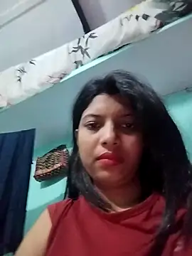 Snapshot of Hotty-Divya chatting on 11/01/25, 08:30 Hotty-Divya online show from 11/01/25, 08:30