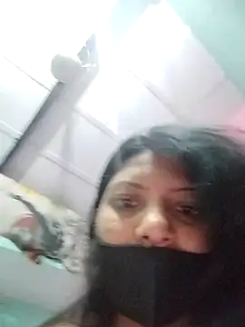 Hotty-Divya online show from 04/22/26, 02:29