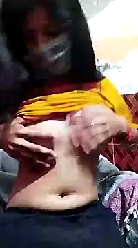 Snapshot of Hotty-Divya chatting on 01/12/25, 02:35 Hotty-Divya online show from 01/12/25, 02:35