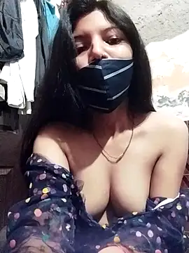 Snapshot of Hotty-Divya chatting on 03/22/25, 08:18 Hotty-Divya online show from 03/22/25, 08:18