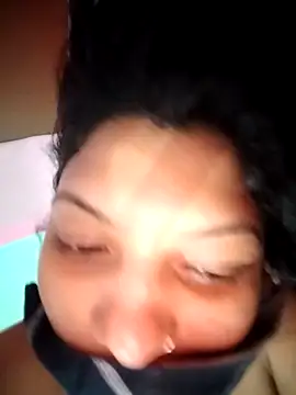 Snapshot of Hotty-Divya chatting on 10/25/25, 04:07 Hotty-Divya online show from 10/25/25, 04:07