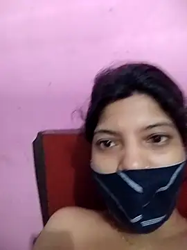 Snapshot of Hotty-Divya chatting on 09/25/25, 03:01 Hotty-Divya online show from 09/25/25, 03:01