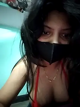 Hotty-Divya online show from 05/06/26, 03:10