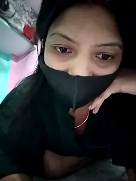 Snapshot of Hotty-Divya chatting on 04/06/26, 07:31 Hotty-Divya online show from 04/06/26, 07:31