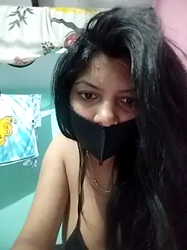 Snapshot of Hotty-Divya chatting on 04/08/26, 03:52 Hotty-Divya online show from 04/08/26, 03:52