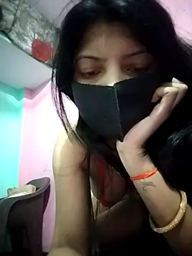 Hotty-Divya online show from 05/07/26, 03:22