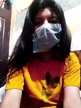 Snapshot of Hotty-Divya chatting on 01/08/25, 09:00 Hotty-Divya online show from 01/08/25, 09:00