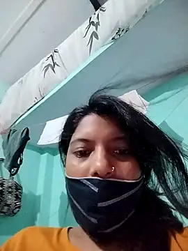 Snapshot of Hotty-Divya chatting on 09/16/25, 03:13 Hotty-Divya online show from 09/16/25, 03:13