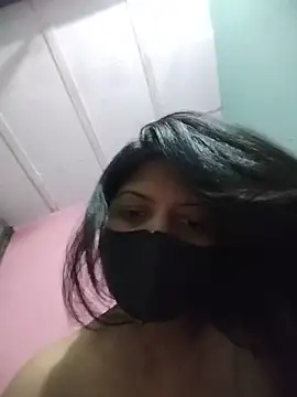 Hotty-Divya online show from 05/25/26, 03:06