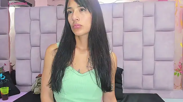 Snapshot of Avi_Thomsonn chatting on 06/27/26, 03:12 Avi Thomsonn online show from 06/27/26, 03:12