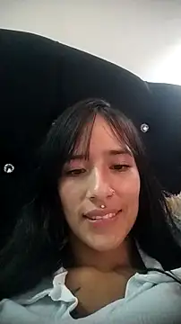 Avi Thomsonn online show from 10/22/25, 09:24