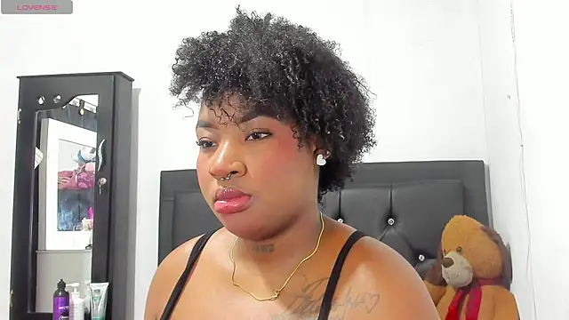 Natassha brown1 online show from 10/18/25, 02:13