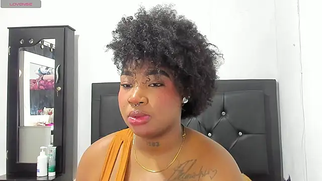 Natassha brown1 online show from 10/19/25, 01:30
