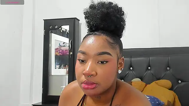 Natassha brown1 online show from 10/16/25, 01:03