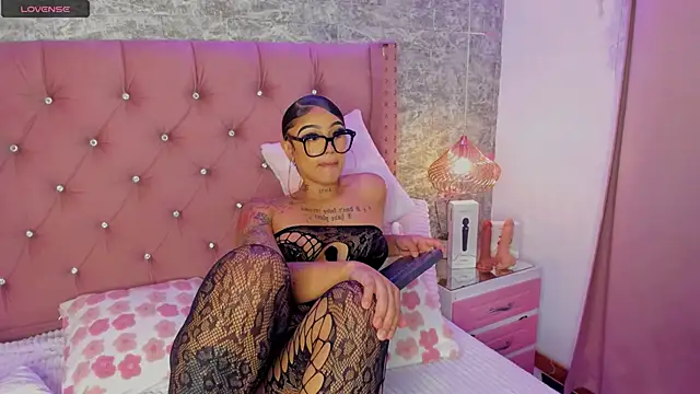 Mia Jansen online show from 12/04/25, 09:25