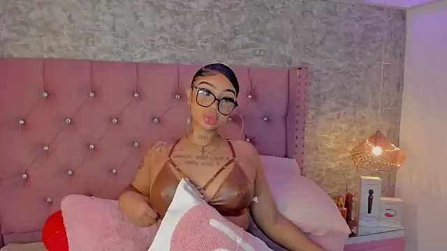 Mia Jansen online show from 02/07/26, 01:52