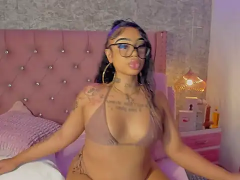 Mia Jansen online show from 02/13/26, 01:44